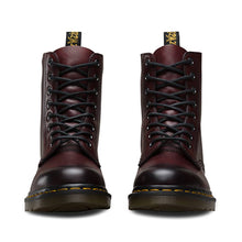Dr. Martens Antique Temperley