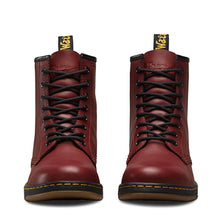 Dr. Martens Newton Temperley